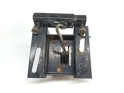 Pièce détachée automobile d'occasion support roue de secours pour renault maxity fg 150.35/45 références oem iam   