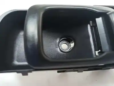 Pièce détachée automobile d'occasion poignée intérieure avant droite pour renault maxity fg 150.35/45 références oem iam 5001875024  