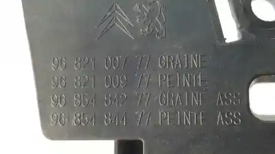 Автозапчасти б/у левая внутренняя ручка за citroen berlingo station wagon live edition ссылки oem iam 9682100777  9682100977