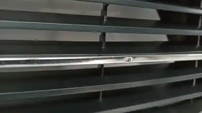 Piesă de schimb auto la mâna a doua grilã de airerisire partea din fatã pentru mercedes clase s (w140) berlina s 300 d (140.135) referințe oem iam 1408881241  1408881141