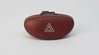 Second-hand car spare part hazard warning lights for peugeot 206 berlina xt oem iam references 9643213777