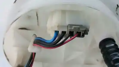 Автозапчастина б/у паливний насос для mazda cx-3 style посилання на oem iam 2921001562 pelk-13-35-xa / pelk1335xa 292100-1562