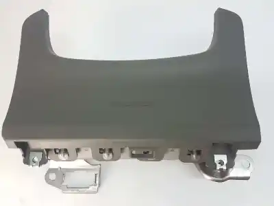 Tweedehands auto-onderdeel airbag voor rechts voor toyota prius (nhw30) plug-in hybrid advance oem iam-referenties 7390047020b0