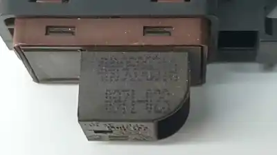 Second-hand car spare part tailgate button for audi a6 lim. (4g2) 3.0 tdi quattro oem iam references 4h0959831a  4g1959829