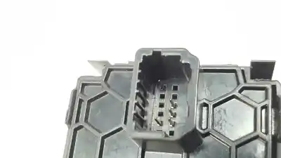 Second-hand car spare part headlights switch for renault clio iv authentique oem iam references 251900567r  