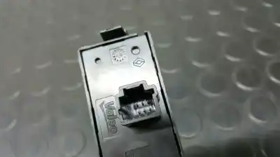 Piesă de schimb auto la mâna a doua avertizare pentru renault kangoo grand referințe oem iam   