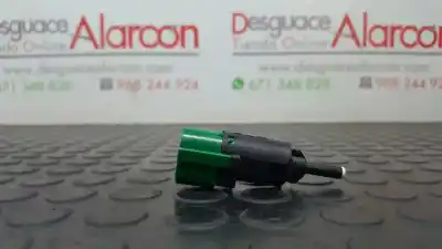 Pièce détachée automobile d'occasion bouton interrupteur pour peugeot 208 active références oem iam 9670430580