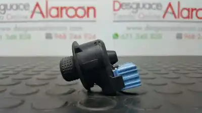 Second-hand car spare part rearview side mirror switch for peugeot partner (s2) combi plus oem iam references 6554l4  