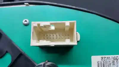 Peça sobressalente para automóvel em segunda mão quadrante por peugeot partner (s2) combi plus referências oem iam 9662745380 6105v4 6105v3