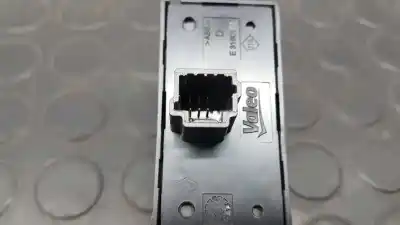 Piesă de schimb auto la mâna a doua avertizare pentru renault twingo dynamique referințe oem iam   