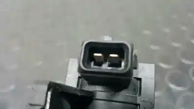 Second-hand car spare part additional air valve for renault kangoo furgón professional oem iam references 8200790180  70181405