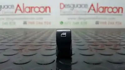 Peça sobressalente para automóvel em segunda mão botão / interruptor elevador vidro dianteiro direito por bmw serie 1 berlina (e81/e87) 118d referências oem iam 6935534
