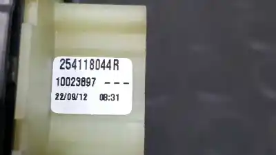 Peça sobressalente para automóvel em segunda mão botão / interruptor elevador vidro dianteiro esquerdo por renault clio iv expression referências oem iam 254118044r  