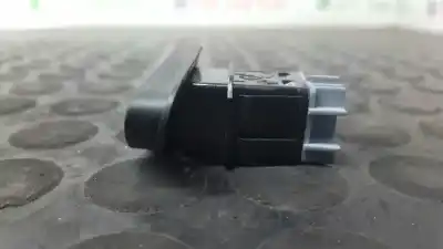 Second-hand car spare part door lock switch for renault clio iv expression oem iam references 252103678r  