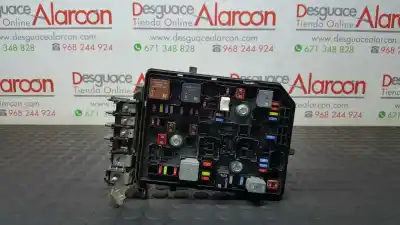 Peça sobressalente para automóvel em segunda mão caixa de fusíveis e relés por opel astra k lim. 5türig excellence start/stop referências oem iam 39040849