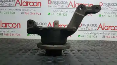 Second-hand car spare part front left knuckle for renault clio iii authentique oem iam references 8200345944  