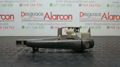 Pièce détachée automobile d'occasion poignée de porte avant gauche pour peugeot 407 sw sr confort références oem iam 9680947280  