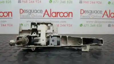 Pièce détachée automobile d'occasion poignée de porte avant gauche pour peugeot 407 sw sr confort références oem iam 9680947280  
