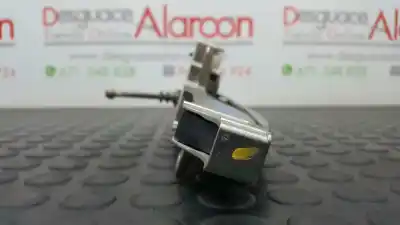 Pièce détachée automobile d'occasion poignée de porte avant gauche pour peugeot 407 sw sr confort références oem iam 9680947280  
