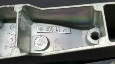 Pièce détachée automobile d'occasion poignée de porte avant gauche pour peugeot 407 sw sr confort références oem iam 9680947280  