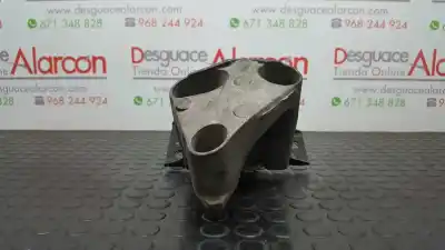 Second-hand car spare part right engine support for renault clio iii exception oem iam references 8200477151  