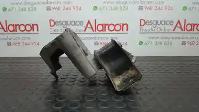 Second-hand car spare part right engine support for renault clio iii exception oem iam references 8200477151  