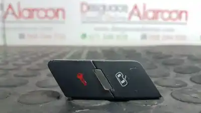 Автозапчасти б/у ПЕРЕКЛЮЧАТЕЛЬ БЛОКИРОВКИ ДВЕРЕЙ за AUDI A6 BERLINA (4F2)  ссылки OEM IAM 4F1962107A  