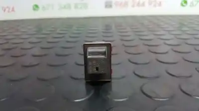 Автозапчасти б/у кнопка багажника за audi a5 coupe (8t) 2.7 tdi ссылки oem iam 8k0959831  