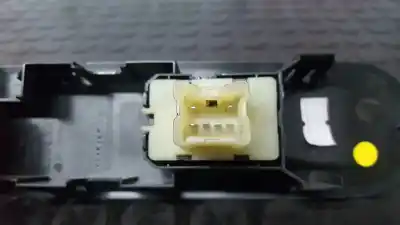 Second-hand car spare part right front power window switch for renault clio iv expression oem iam references 809602454r  