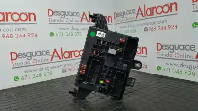 Peça sobressalente para automóvel em segunda mão caixa de fusíveis e relés por opel insignia sports tourer sport referências oem iam 544949969