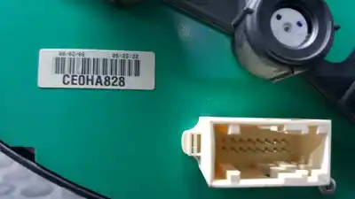 Peça sobressalente para automóvel em segunda mão quadrante por peugeot partner (s2) combi plus referências oem iam 9662745380 6105v4 6105v3