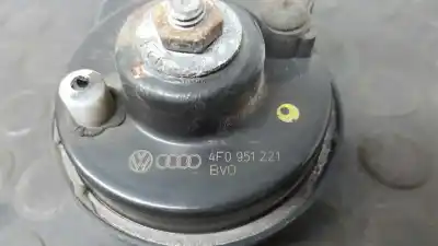 Автозапчастина б/у ріг для audi a6 avant (4f5) 3.0 tdi quattro посилання на oem iam 4f0951221  
