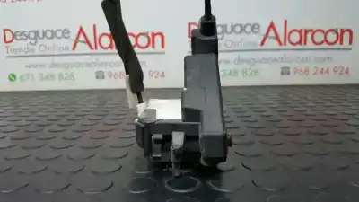 Peça sobressalente para automóvel em segunda mão fechadura da porta traseira esquerda por citroen c3 seduction referências oem iam 9137v8  9800624880