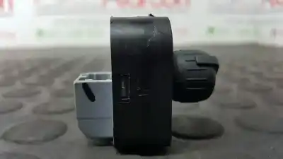 Автозапчасти б/у управление зеркалом за audi a3 (8p) a3 ссылки oem iam 8e0959565a  