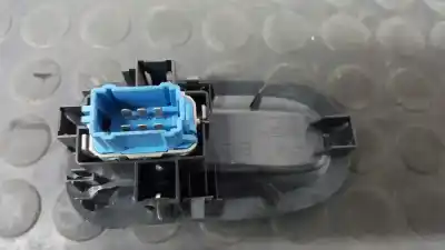 Second-hand car spare part right front power window switch for renault kangoo expression profesional oem iam references 8200548968  