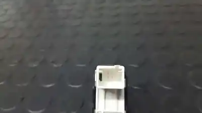 Peça sobressalente para automóvel em segunda mão botão / interruptor elevador vidro dianteiro direito por citroen c4 picasso business class referências oem iam 96762292zd  