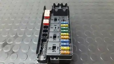 Second-hand car spare part fuse box unit for mini mini (r50,r53) cooper oem iam references 61146906614 690660403 105049130105