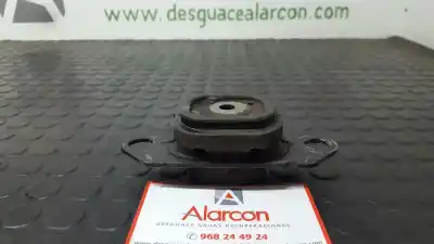 Second-hand car spare part gearbox support for renault clio iii expression oem iam references 8200352861a