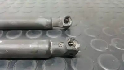 Pièce détachée automobile d'occasion vérin de hayon / coffre pour peugeot 207 sport références oem iam 1615076680  1679433080