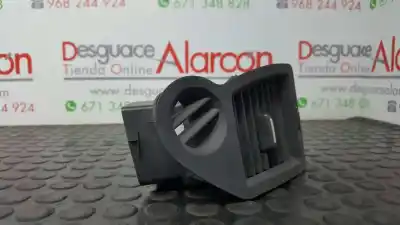Pezzo di ricambio per auto di seconda mano aeratore per renault megane ii berlina 5p luxe privilege riferimenti oem iam 7701055206  