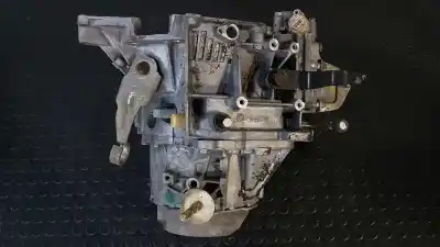 Автозапчастина б/у коробка передач для citroen berlingo 1.9 d x familiar посилання на oem iam 20te24 2223r7 222258