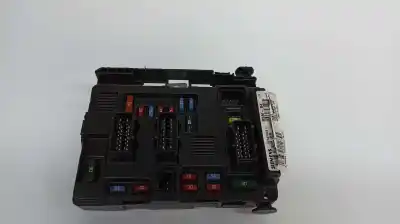 İkinci el araba yedek parçası röle/sigorta kutusu için citroen c3 1.4 hdi satisfaction oem iam referansları 9650618380  
