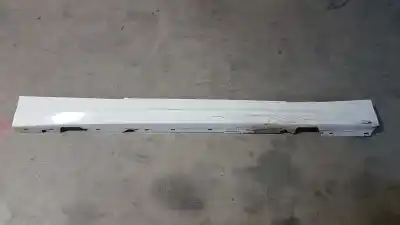 Peça sobressalente para automóvel em segunda mão EMBALADEIRA LADO DIREITO (CORTE) por BMW SERIE 1 BERLINA (E81/E87)  Referências OEM IAM 51777183234  15857711