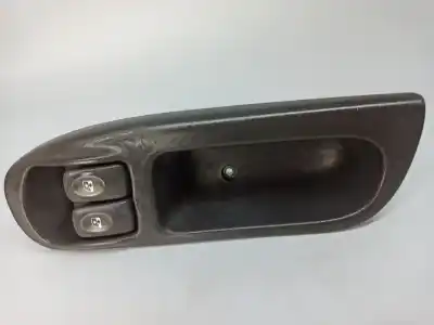 Автозапчастина б/у ПЕРЕДНІ ВІКНИЙ ВМИКАЧ для RENAULT SCENIC (JA..)  Посилання на OEM IAM 7700431172  