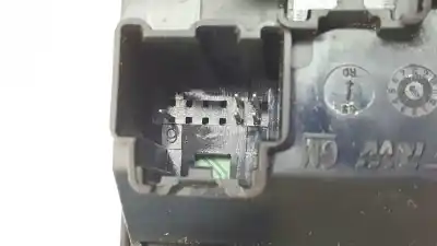 Second-hand car spare part right front power window switch for opel mokka selective oem iam references 22915102 705532 321999