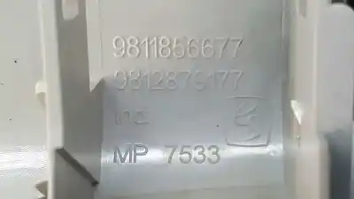 Автозапчастина б/у внутрішне світло для citroen c3 elle посилання на oem iam 96754056bj 9812879177 9818840980 / 9811856677