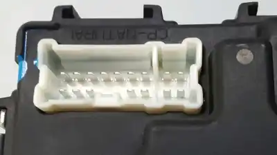 Автозапчасти б/у блок реле/предохранителей за renault koleos dynamique pack2 ссылки oem iam 284b11681r  s122736038a