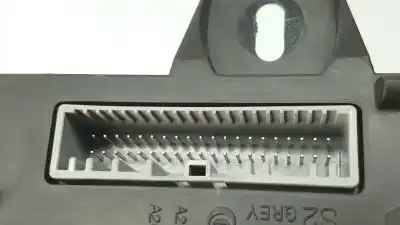 Second-hand car spare part fuse box unit for renault clio iv limited oem iam references 284b15639r  