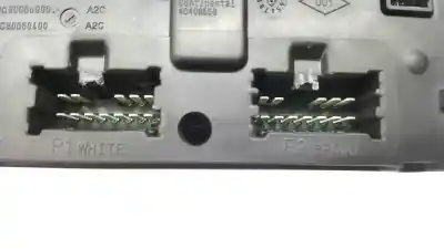 Second-hand car spare part fuse box unit for renault clio iv limited oem iam references 284b15639r  