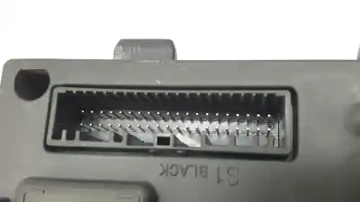 Second-hand car spare part fuse box unit for renault clio iv limited oem iam references 284b15639r  